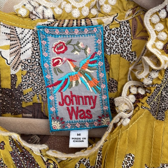 Johnny was mustard blouse - Picture 2 of 6